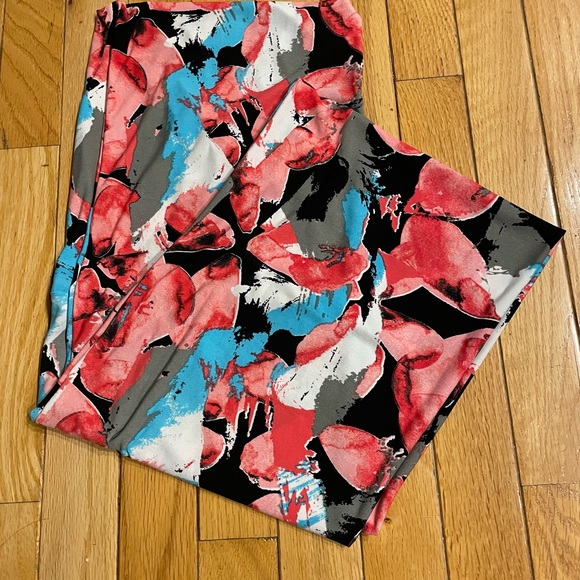 Beautiful infinity skarf- like brand new- fantastic quality - Picture 3 of 5